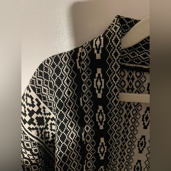 Forever 21 Kimono Style Blazer with Belt - size s - Picture 5 of 5